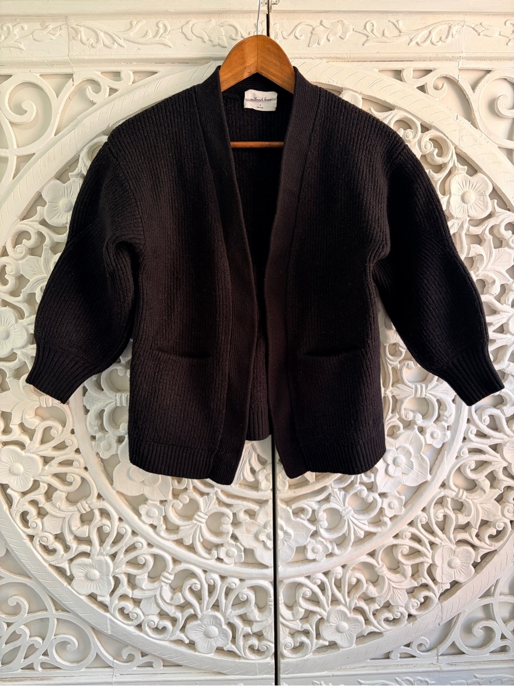 Aritzia Wilfred Free Unwind Cardigan Black 100% Merino Wool S